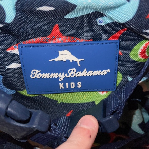 Tommy Bahama Shark Backpack - Picture 3 of 15